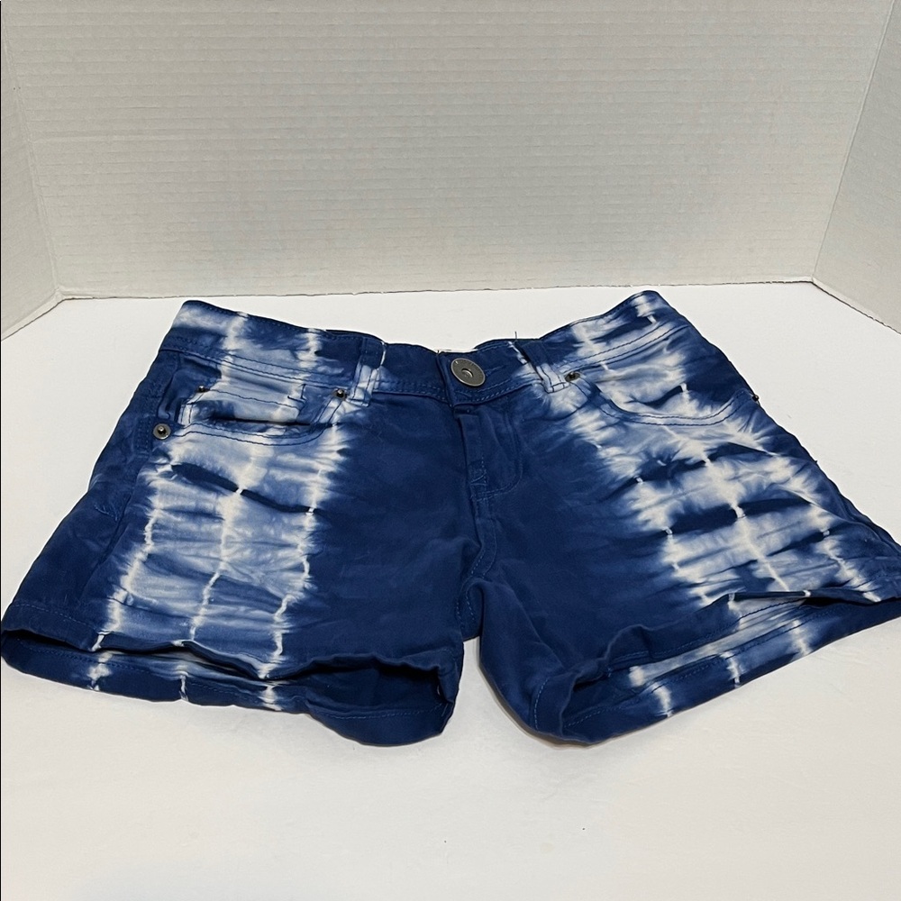Navy Blue & White Tie-Dye Casual Walking Board Shorts